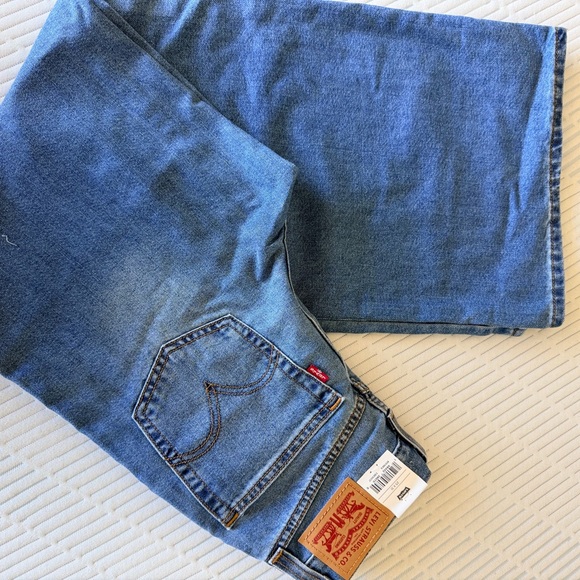 Levi's '94 Baggy Wide Leg Jeans - Picture 2 of 5